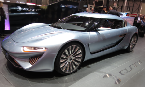 nanoFLOWCELL QUANT e-Sportlimousine