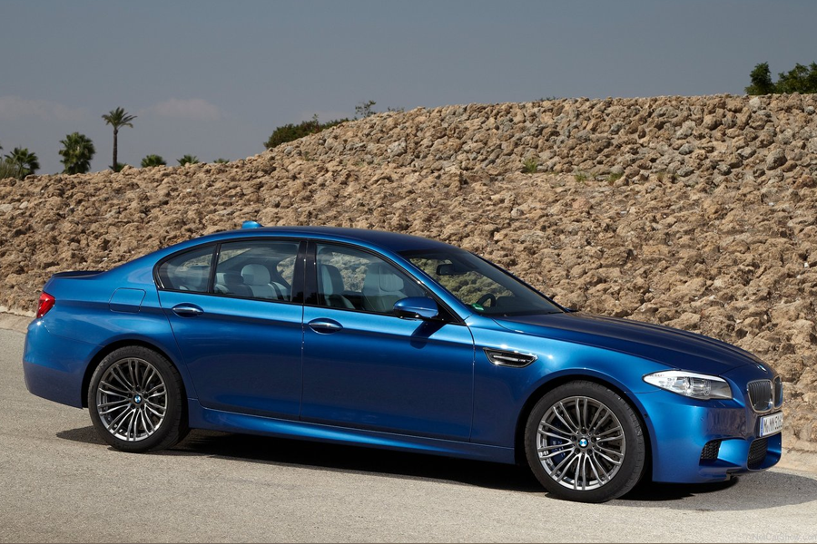 BMW M5 (2012)