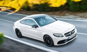 Mercedes-Benz C-Serisi Coupe C63 AMG