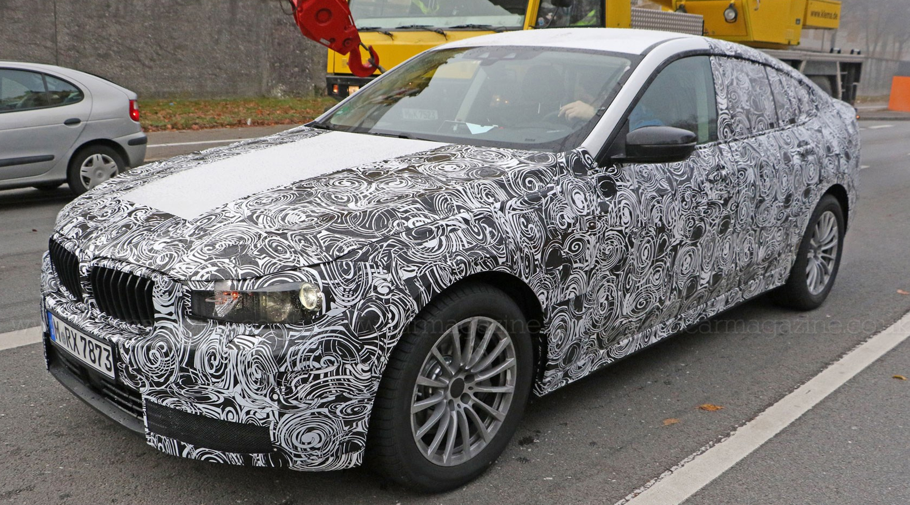 1-bmw-gt5-2016