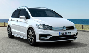 VW Golf Sportsvan R-Line