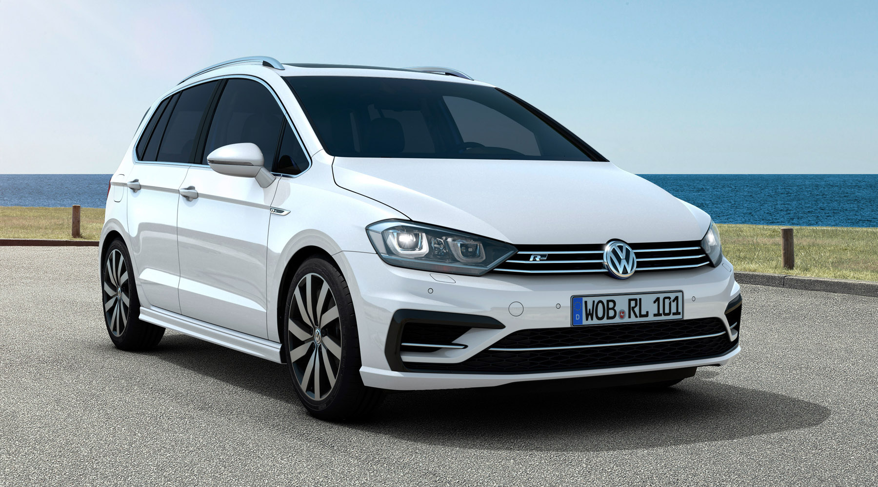 VW Golf Sportsvan R-Line