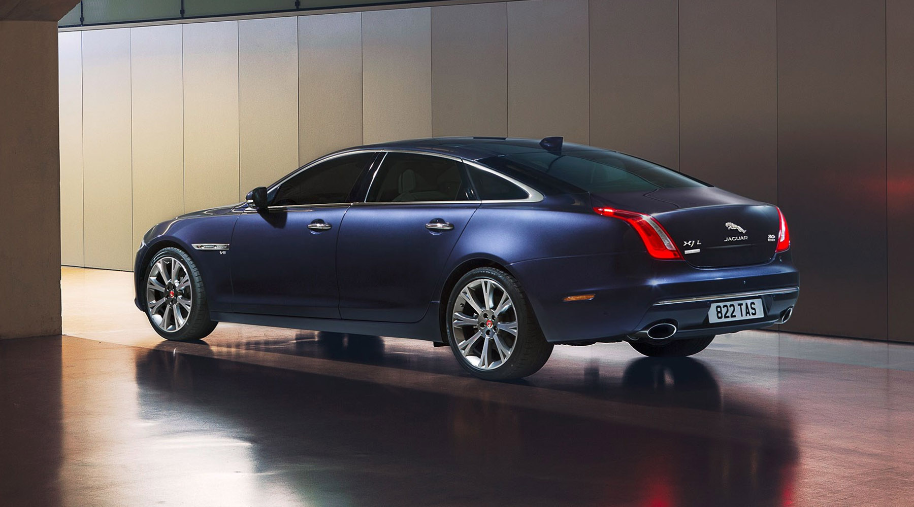 Jaguar XJ (2016)