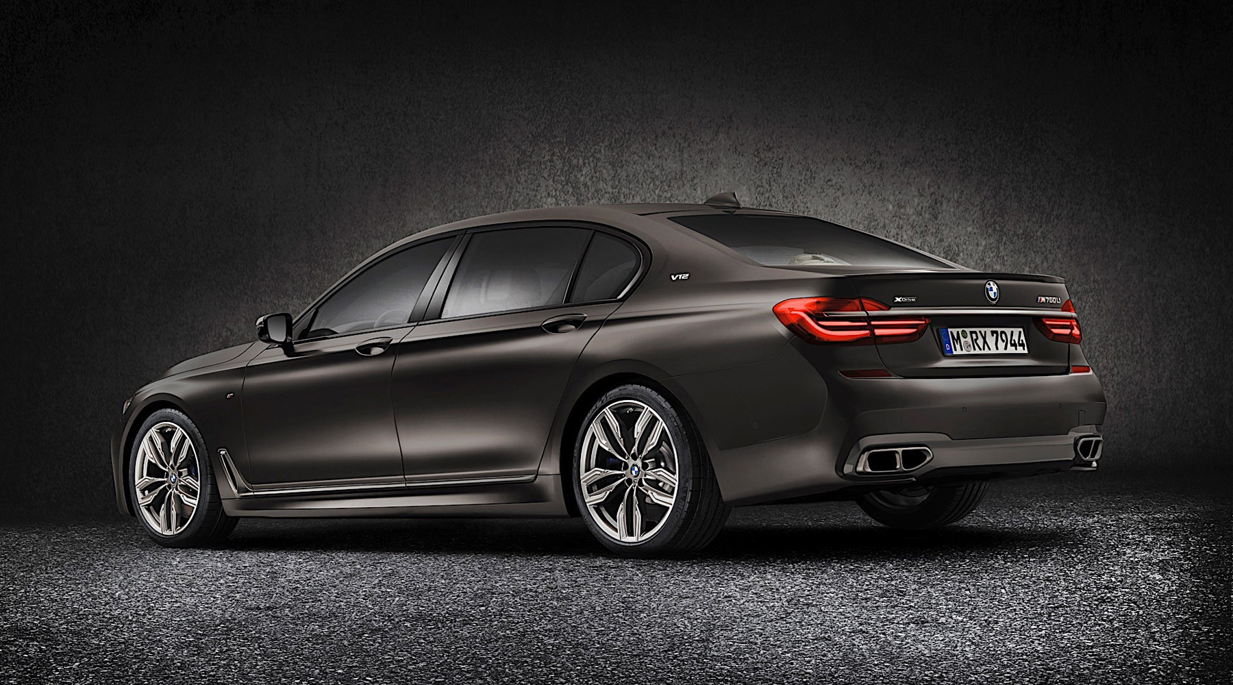BMW M760Li xDrive