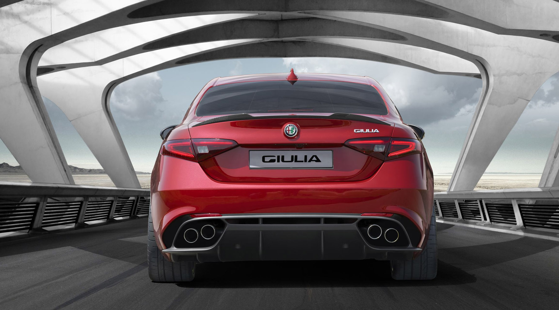 Alfa Romeo Giulia (2016)